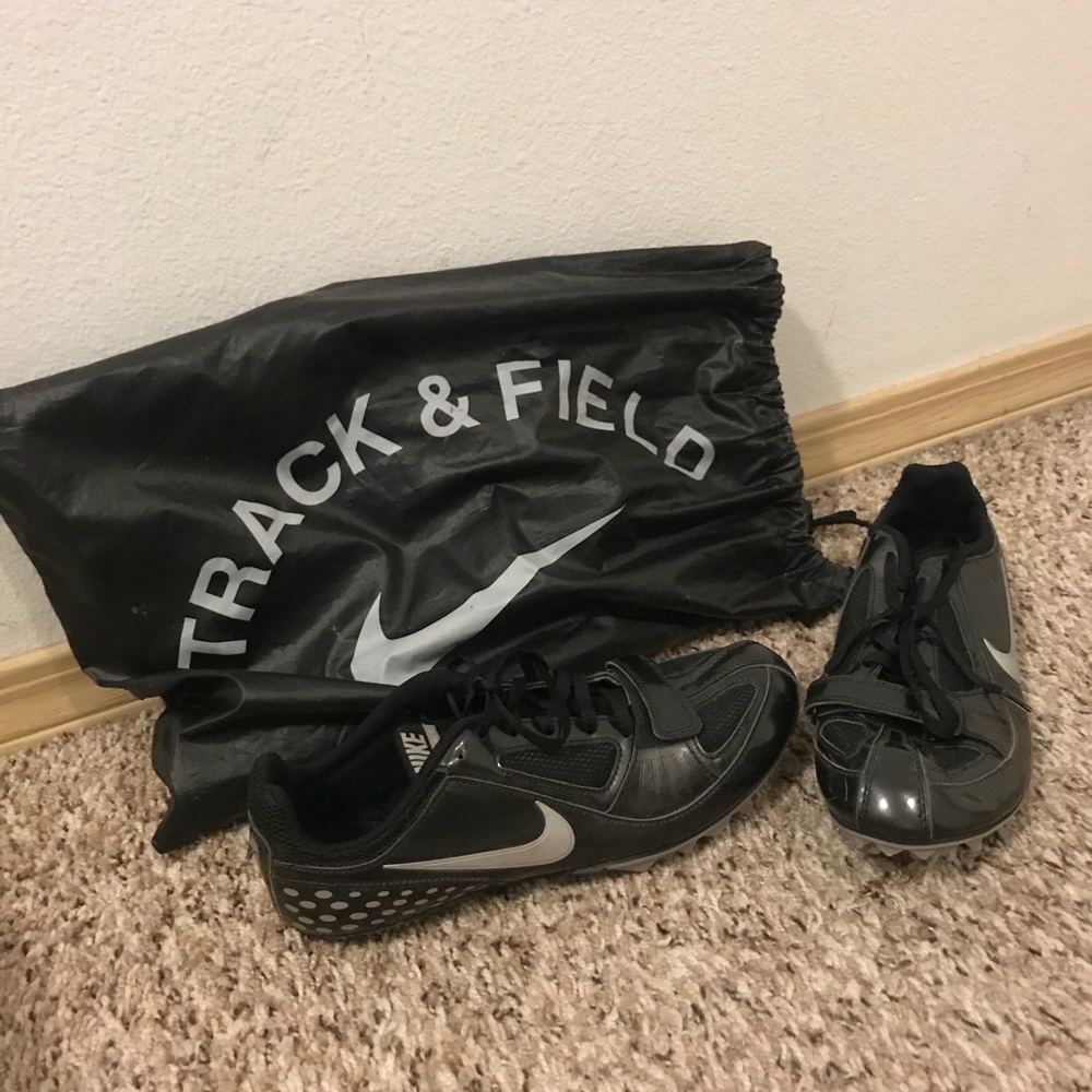 Nike unisex track shoes